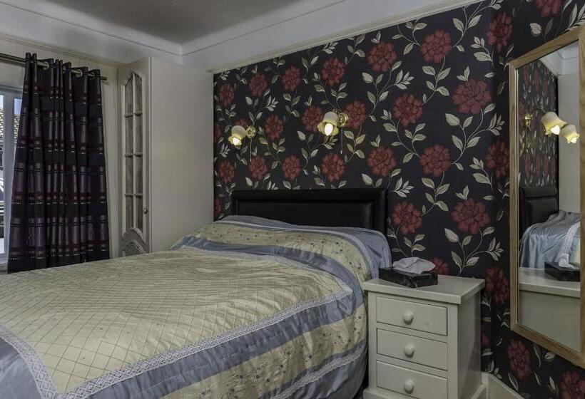 Номер Стандарт, Lyme Bay House