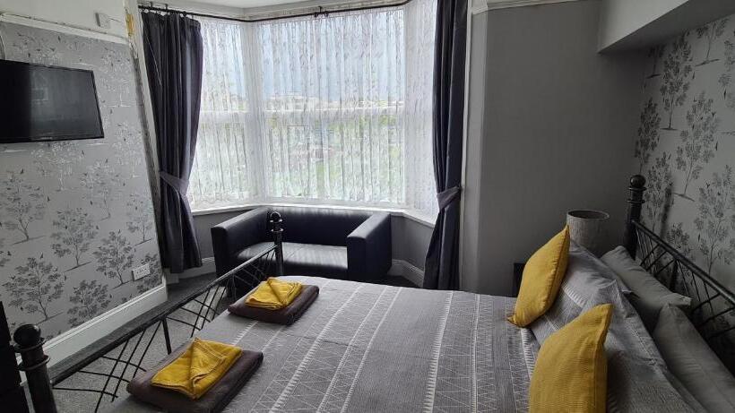 Номер Стандарт, The Roslyn Guest House
