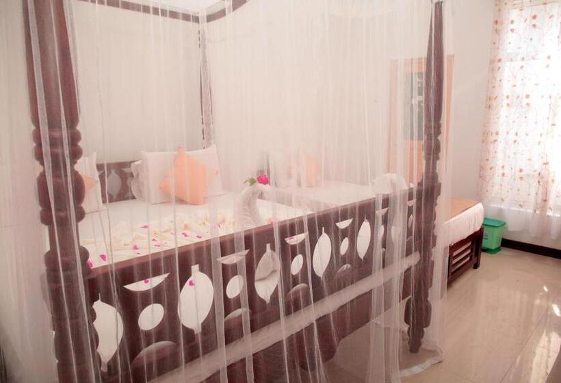 Трехместный Номер Deluxe, Pearl Mirissa