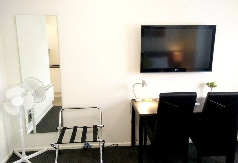 キングサイドベッドのスタンダードワンルーム, Airport Palms Motel