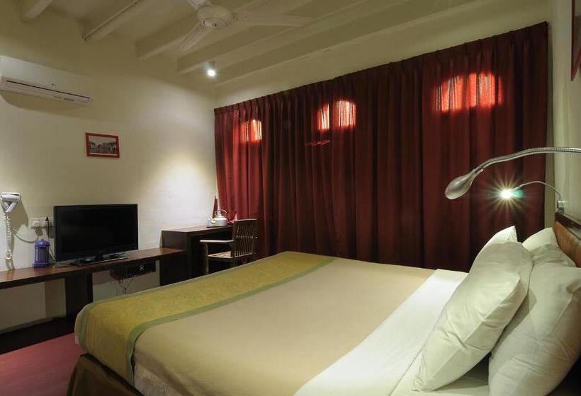 اتاق سوپریور, Red Inn Court   Hostel