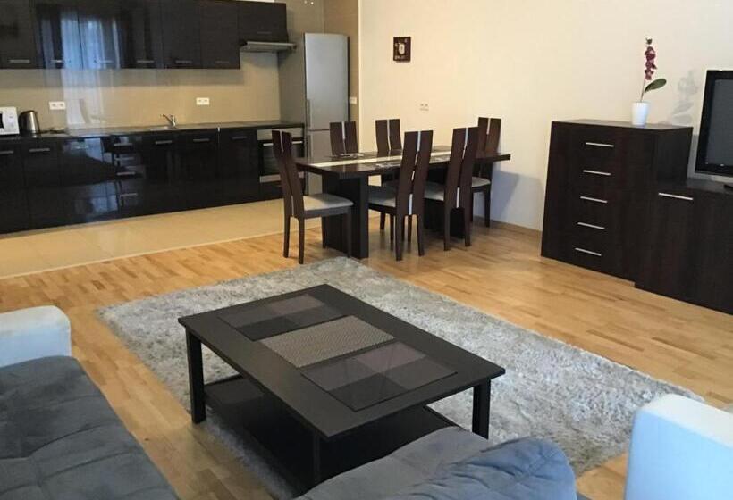 Апартаменты 1 Спальня, Chopin Apartments   Platinum Towers