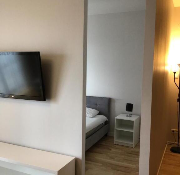 Апартаменты 2 Спальни, Chopin Apartments   Platinum Towers