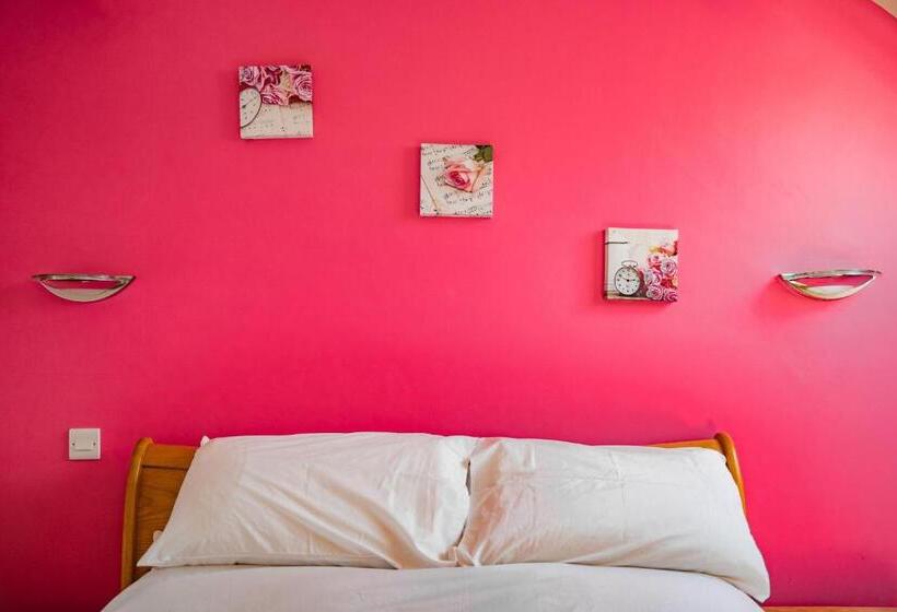 Номер Deluxe Кровать Кинг, The Briers Country House