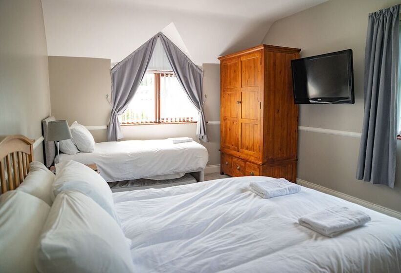 Номер Стандарт Вид на Сад, The Briers Country House