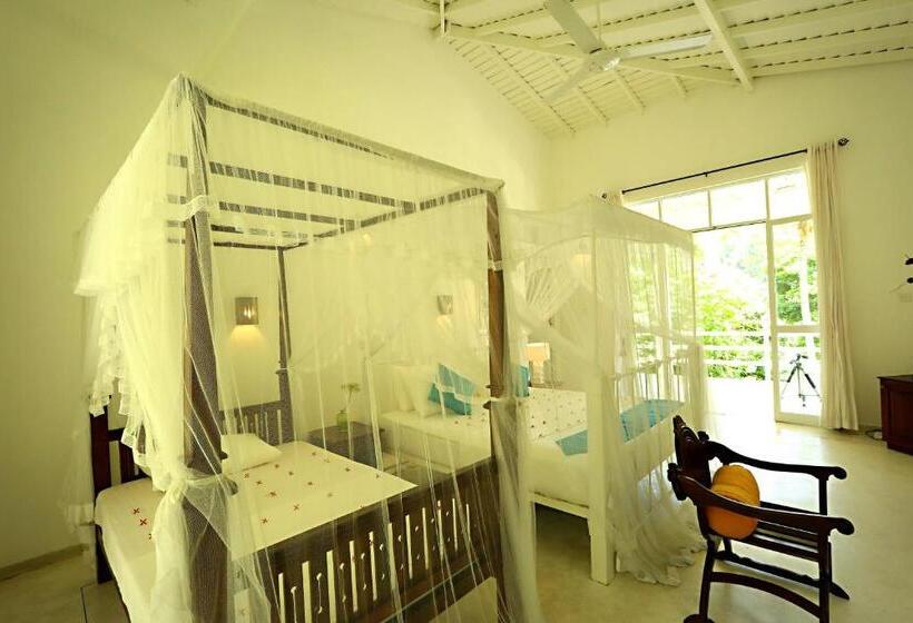 Трехместный Номер Deluxe, Beach Grove Villas