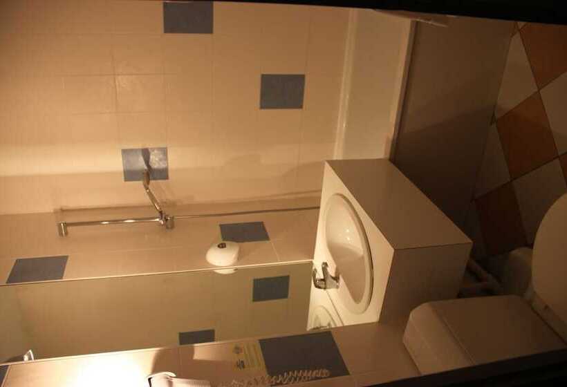 Номер Стандарт, Agape Hotel Niort  Bessines