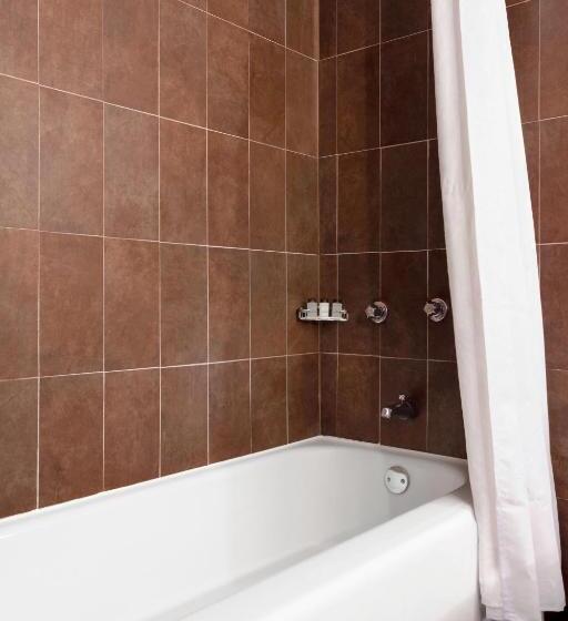 Номер Клуб Кровать Кинг, Sheraton Charlotte