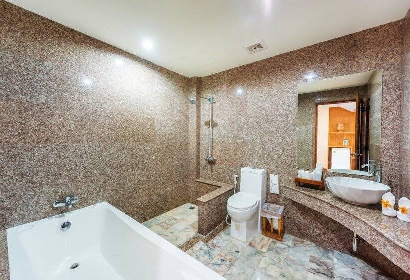 Family Suite, The Windmill Phuket
