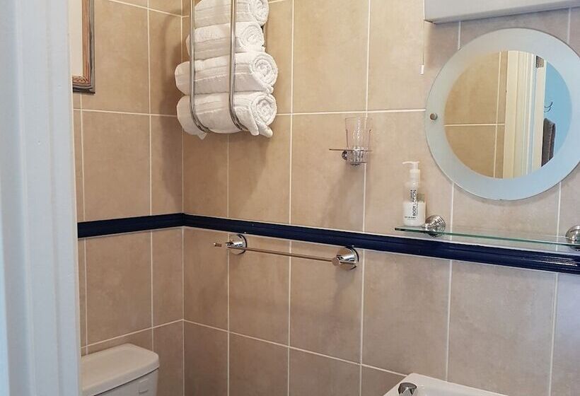 Номер Стандарт, Bronwye Guest House