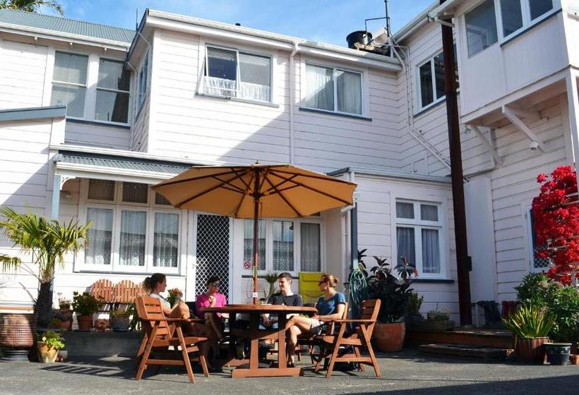 Семейный Номер Совместный Санузел, Braemar House B&b And Yha Hostel