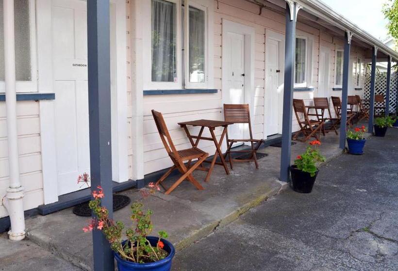 Семейный Номер Совместный Санузел, Braemar House B&b And Yha Hostel