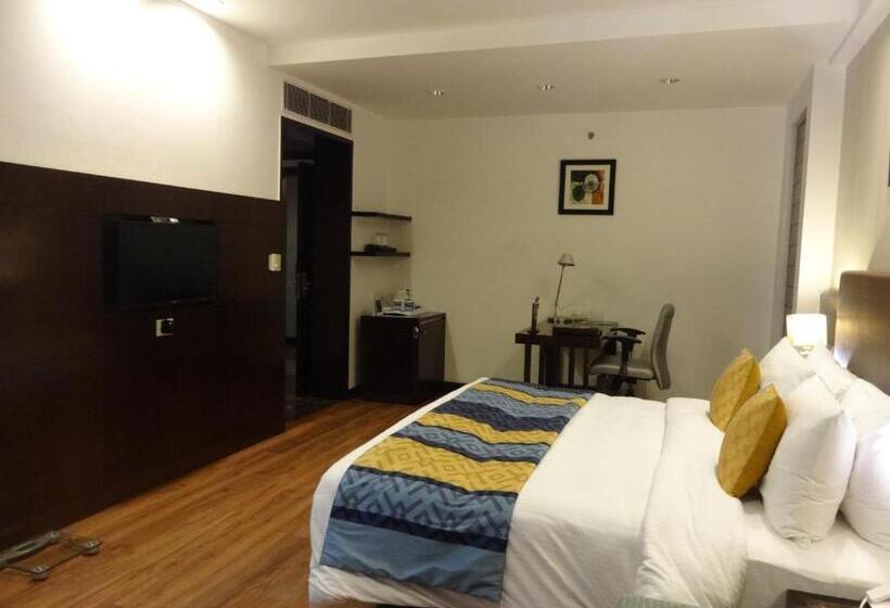 Номер Клуб, Fortune Park Orange, Sidhrawali   Member Itc S Hotel Group