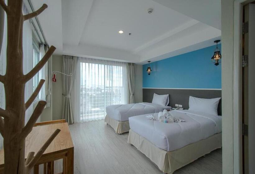 주니어 스위트, Prachuap Grand