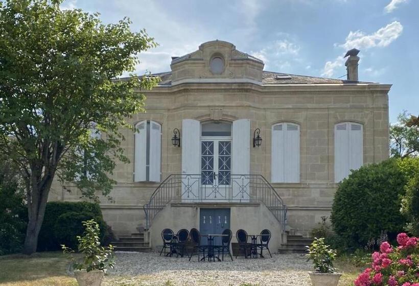 Люкс Superior, Château Papounan