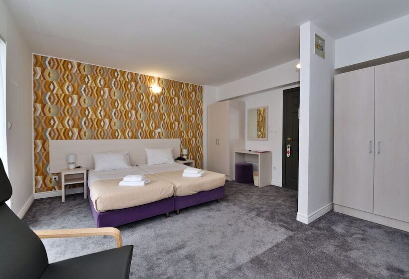 Семейный Номер, Aqua   Guest Rooms & Suites Kaštela