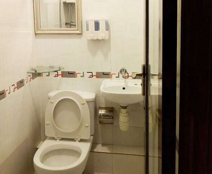اتاق خانوادگی, Dhillon Hotel   Hostel