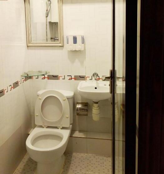 اتاق استاندارد یک نفره, Dhillon Hotel   Hostel