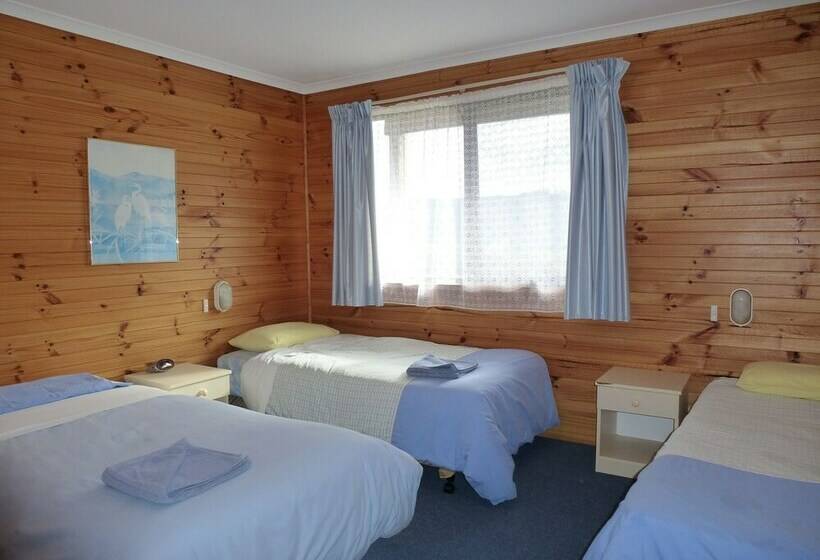 ２ベッドルームハウス, Silver Ridge Retreat