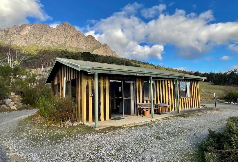 ２ベッドルームハウス, Silver Ridge Retreat