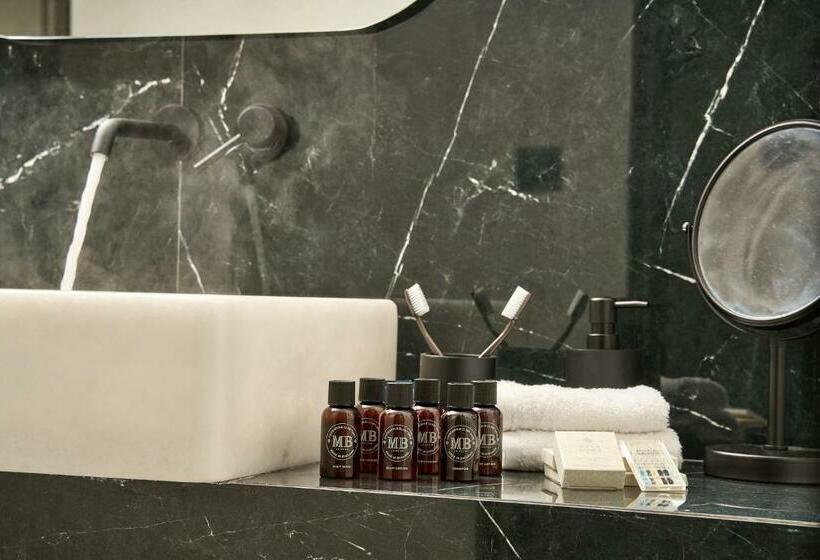 舒适套房, Ios Grand Pool Suites