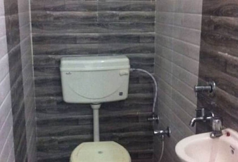 Четырехместный Номер Deluxe, Goroomgo Broadway Mall Road Darjeeling