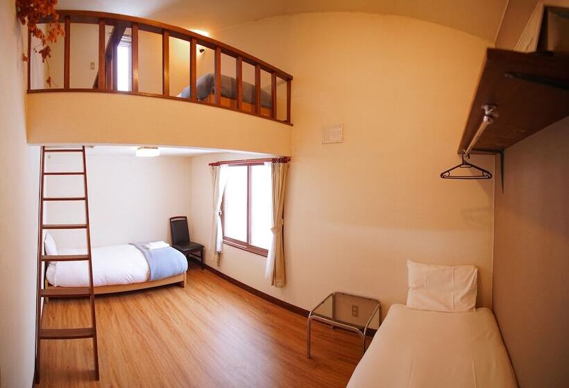 标准三人间, Annupuri Mountain View Lodge