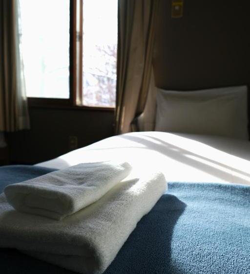 标准三人间, Annupuri Mountain View Lodge