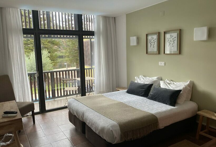 Номер Стандарт Вид на Реку, Alamal River Club