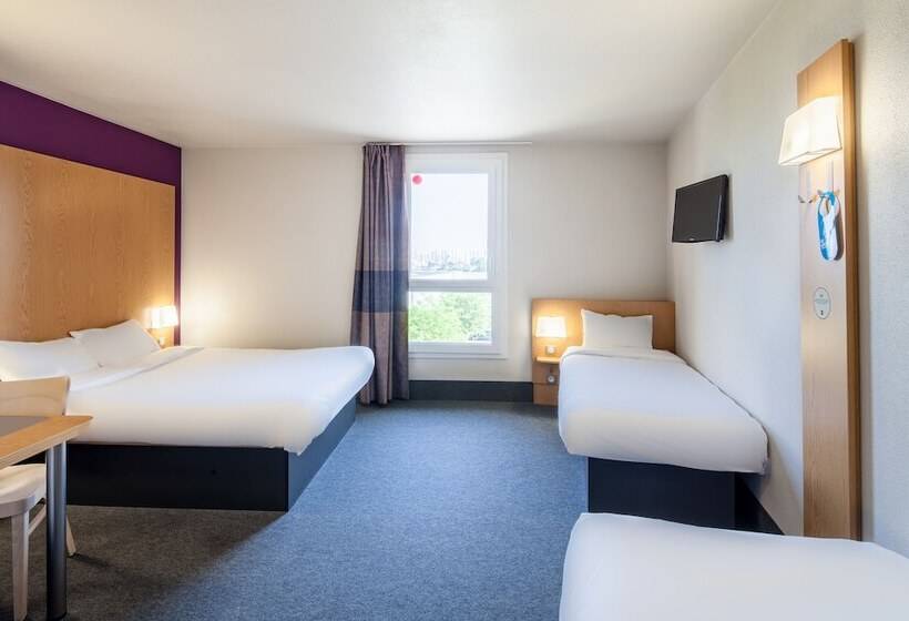 Четырехместный Номер Стандарт, B&b Hotel Paris Romainville Noisy Le Sec