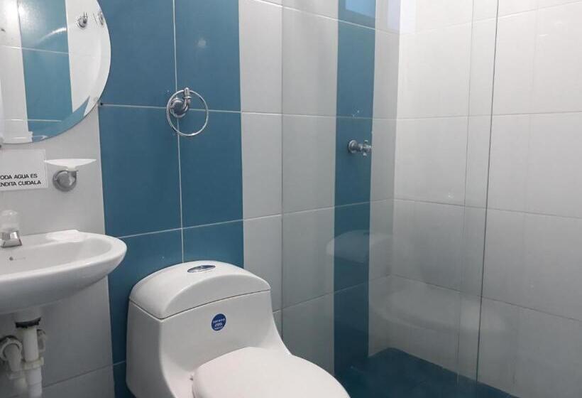 Номер Стандарт Трехместный, Bellavista Premium Hotel Villeta