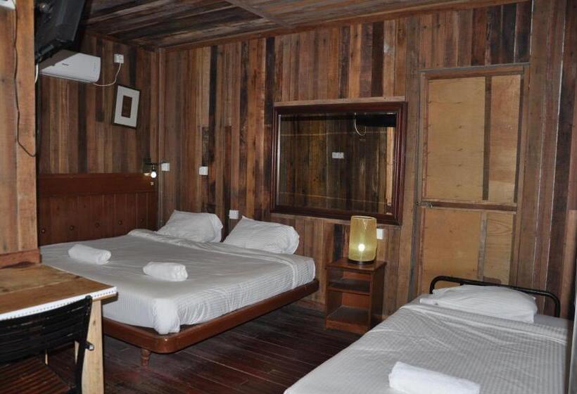 Семейный Номер Deluxe, Joe Fisherman Inn