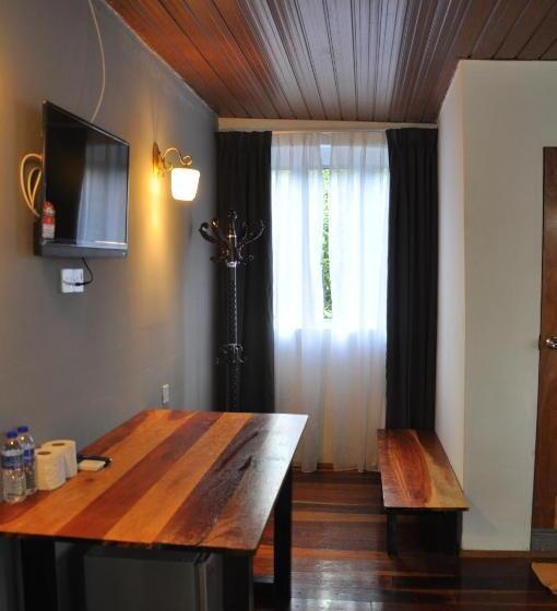 Четырехместный Номер Стандарт, Joe Fisherman Inn