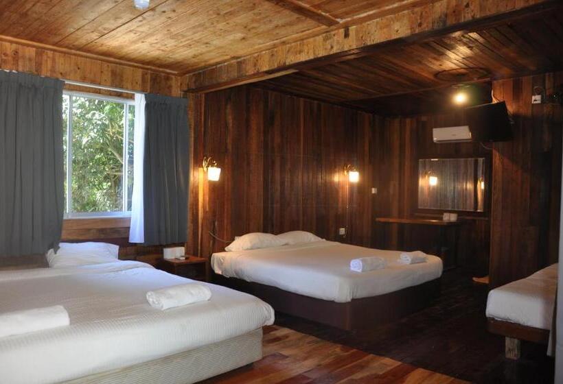Семейный Номер, Joe Fisherman Inn