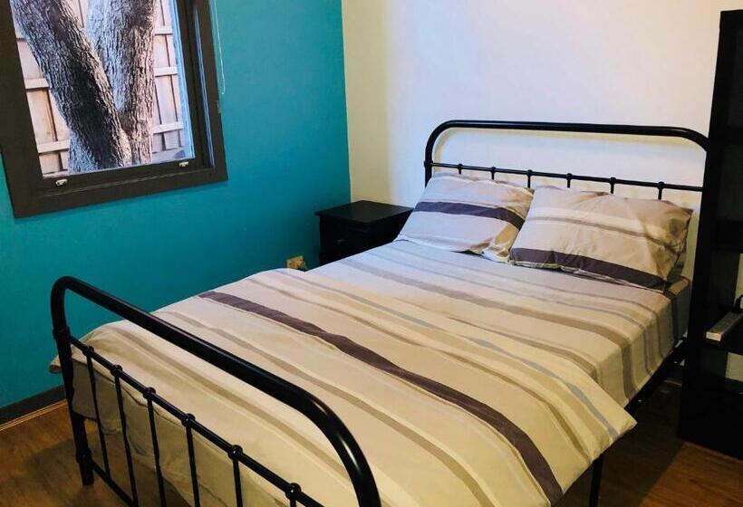 스탠다드 룸 공동 욕실, South Yarra Hostel