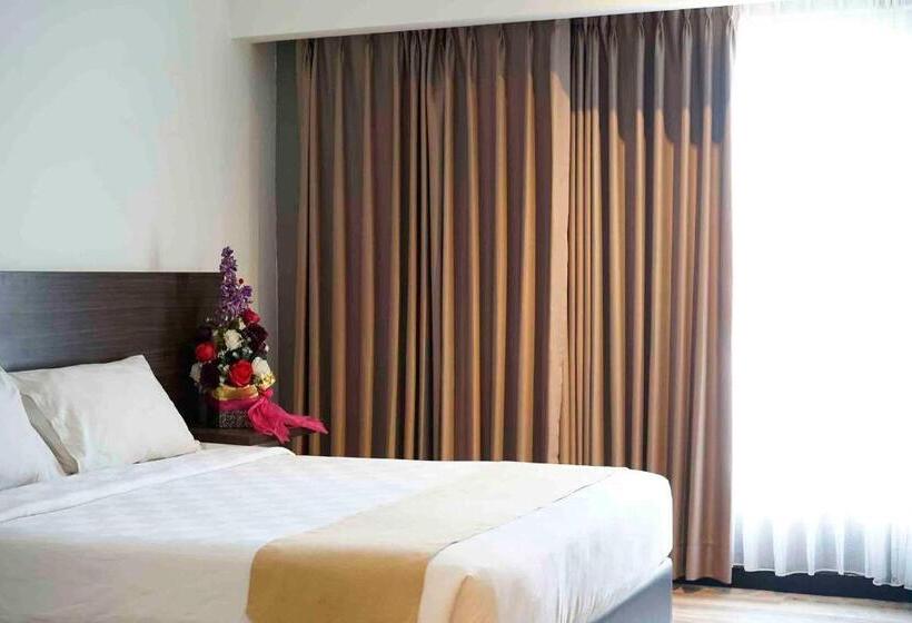 Номер Deluxe, Yunna Hotel Lampung