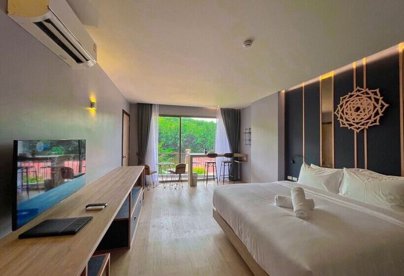 Номер Deluxe, The Blue Hotel   Sha Plus