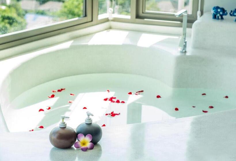 Студия Стандарт, The Blue Hotel   Sha Plus