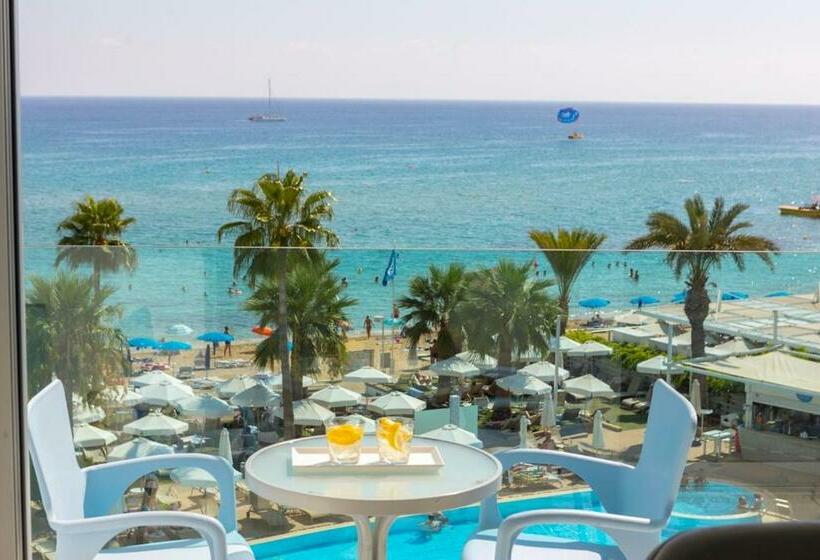 Номер Стандарт Вид на Море, Vrissaki Beach