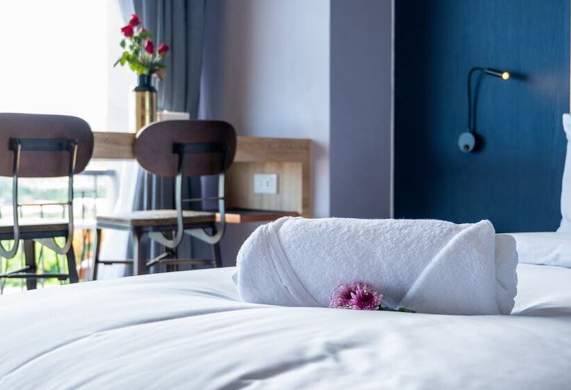 Номер Deluxe, The Blue Hotel   Sha Plus