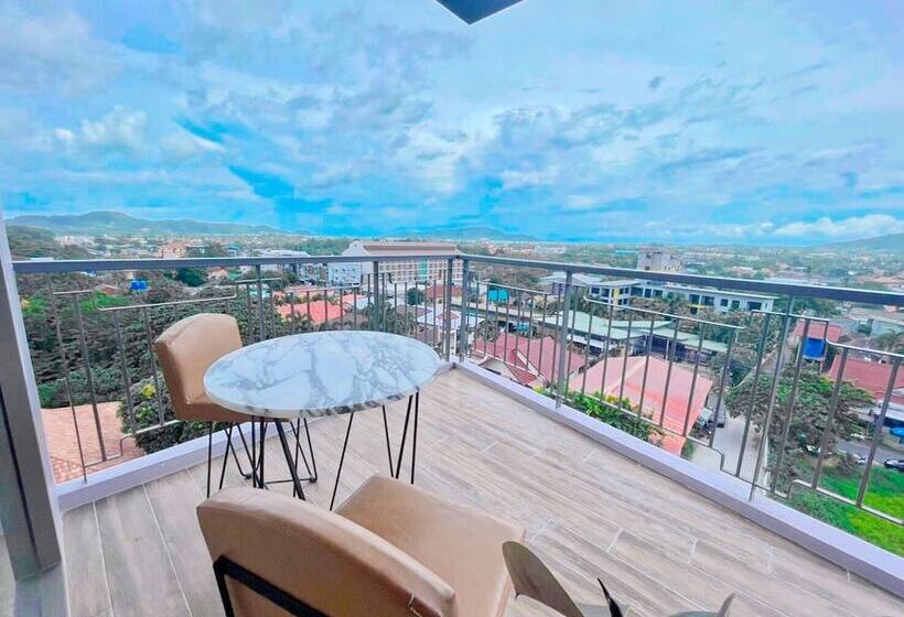 Family Suite, The Blue Hotel   Sha Plus