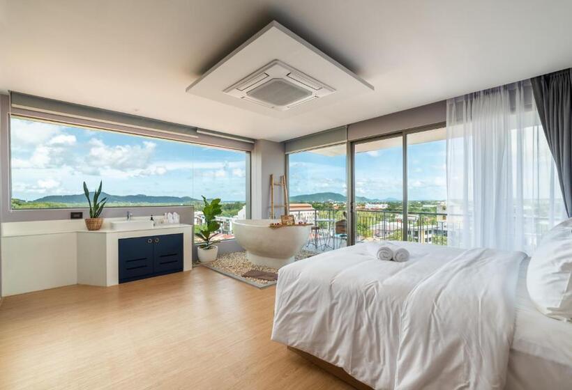 Family Suite, The Blue Hotel   Sha Plus