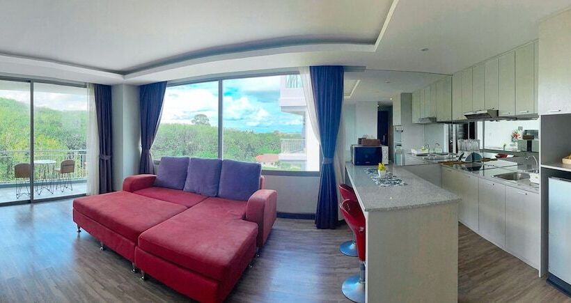 Номер Deluxe, The Blue Hotel   Sha Plus