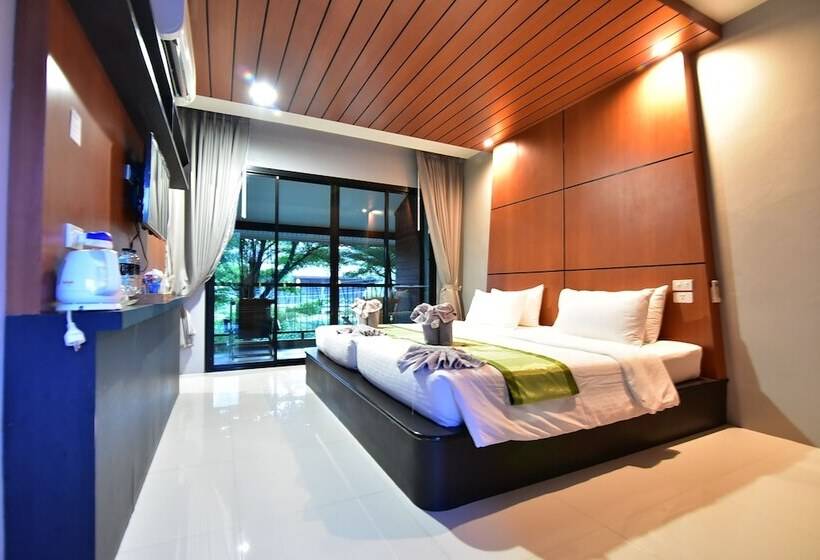 Номер Deluxe Вид на Сад, The Breeze Lipe Resort