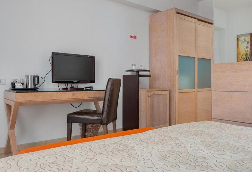 스탠다드 룸, The Pelican Beach Resort & Spa  Adults Only
