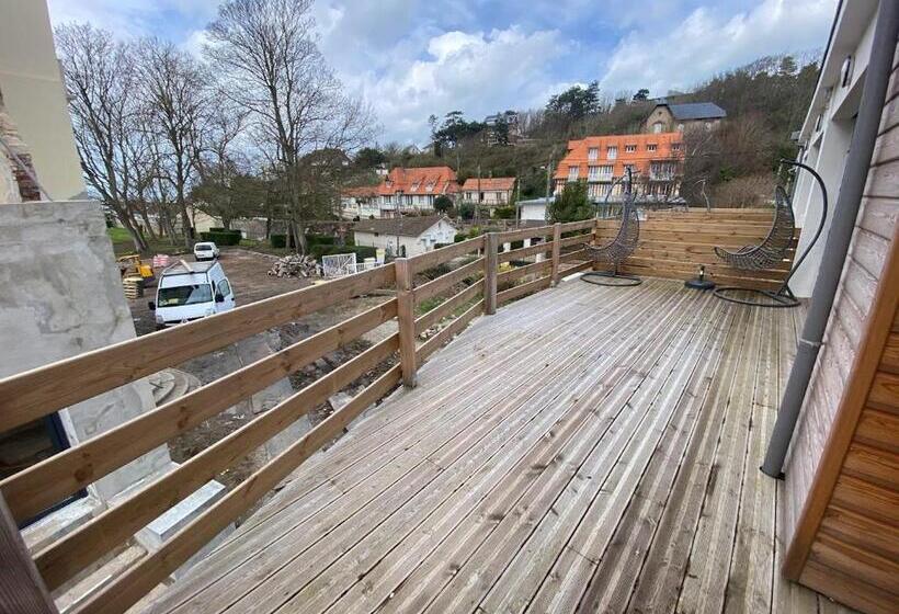 Семейный Номер, Parc Beausejour Dieppe