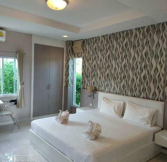 수피리어 룸, The Sept Korat