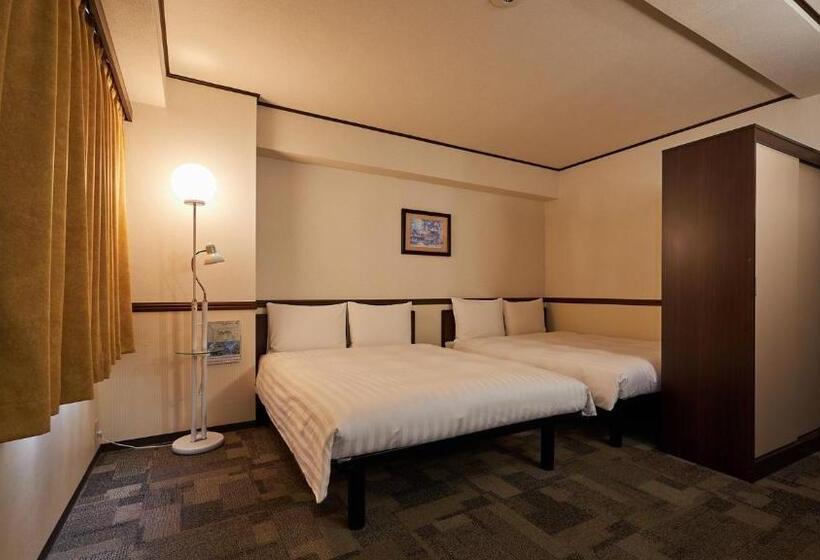 Номер Superior, Toyoko Inn Chiba Eki Higashi Guchi