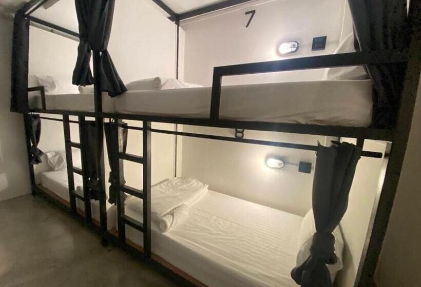 공동 객실, Bed Station