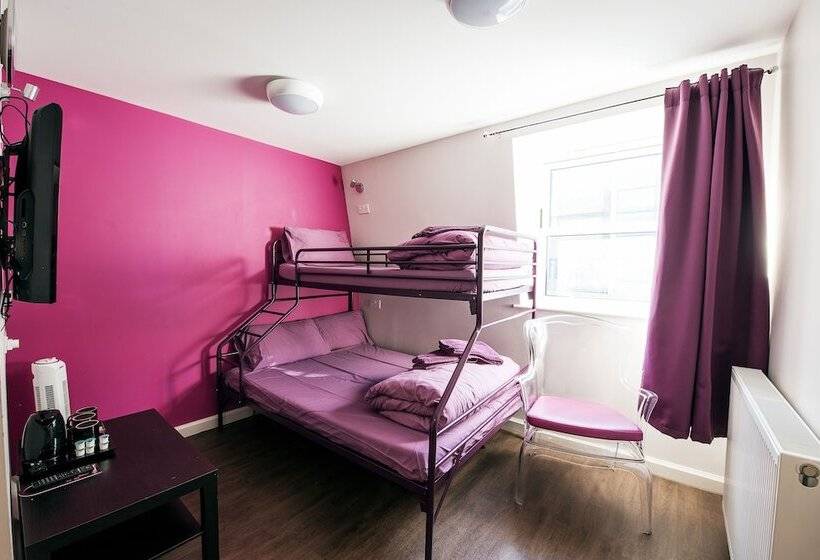 חדר סטנדרט לשלושה, Safestay London Elephant & Castle